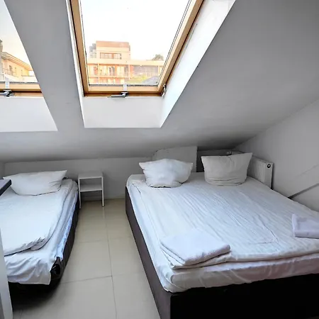 Apartamenty Hoza Attic Studio Варшава Номер фото